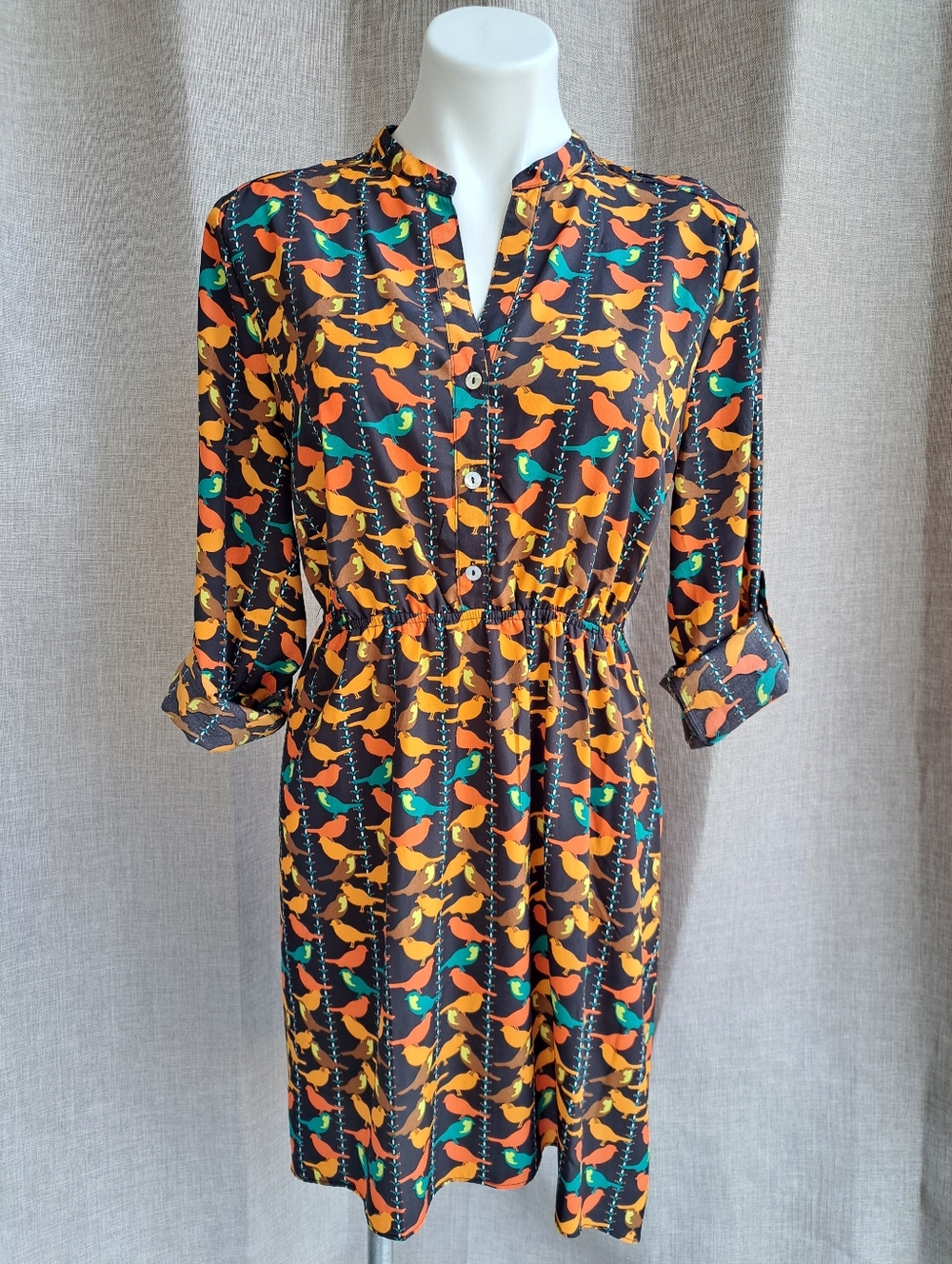 Romeo & Juliet Couture Multicolor Conversational Bird Print Hi Lo Dress